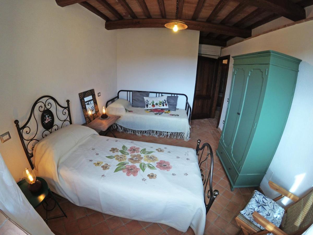 Agriturismo Podere Il Sorbo Campagnatico Buitenkant foto